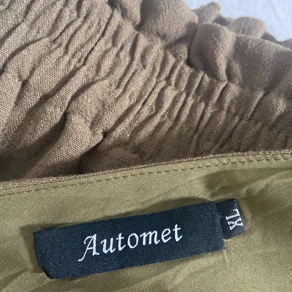 XLg 2 piece crop top and matching shorts military green.NWOT - Picture 7 of 7